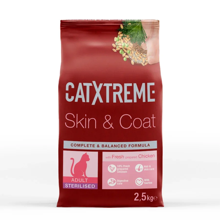 Catxtreme Adult Skin & Coat Sterilised Ração de frango para gatos