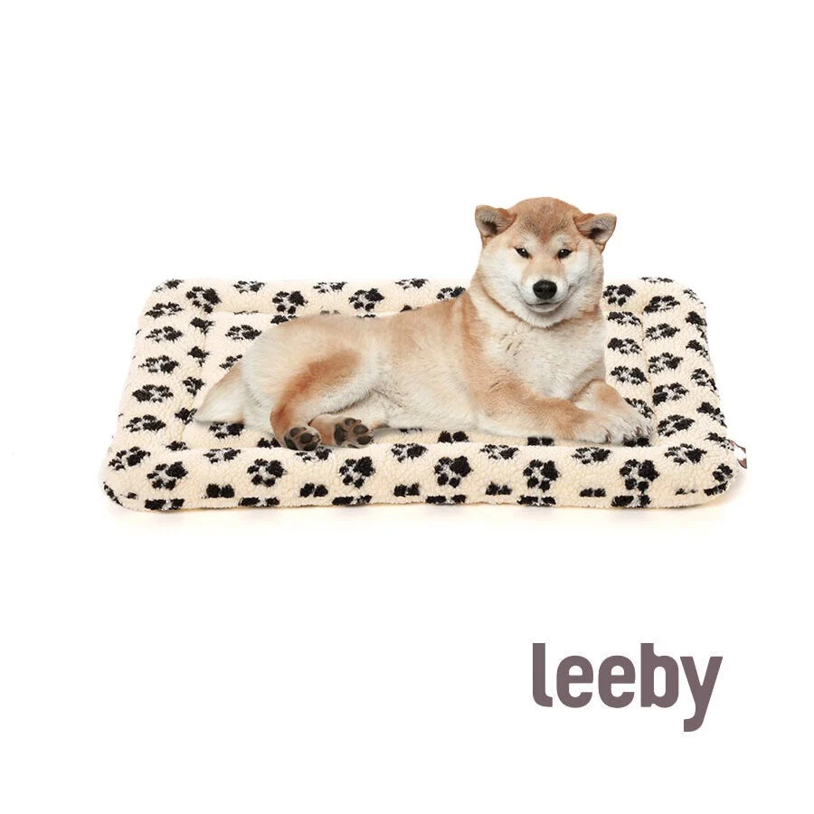 Leeby Colchão macio com estampado de patas para cães - Image 2