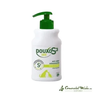 Solução anti-seborréia DOUXO SEB S3 para cães e gatos